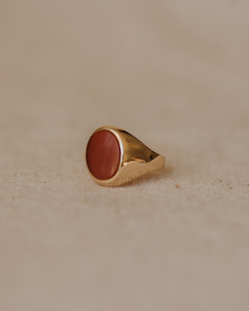 Billie 1969 9ct Gold Carnelian Signet Ring