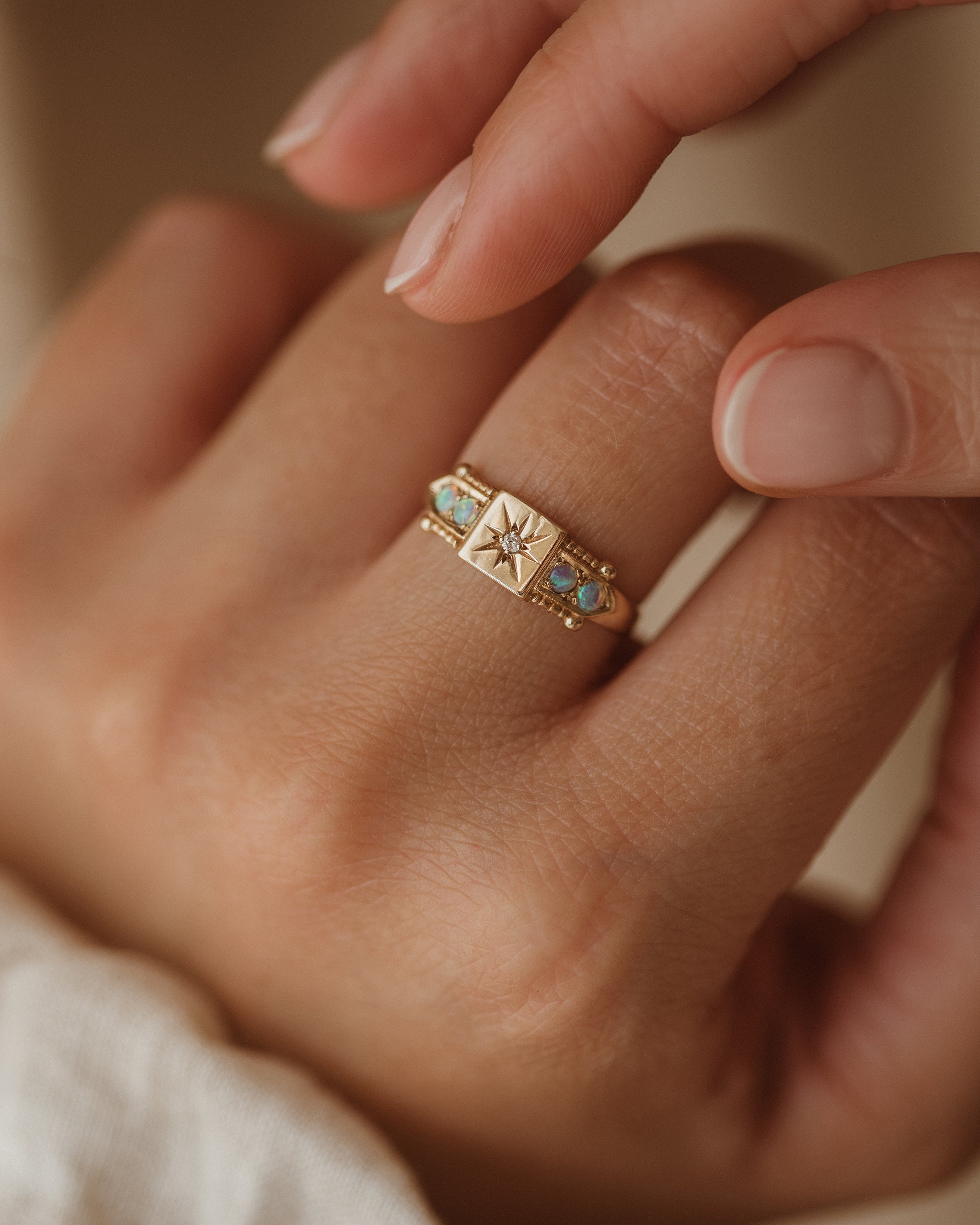 Florrie Vintage 9ct Gold Opal & Diamond Ring