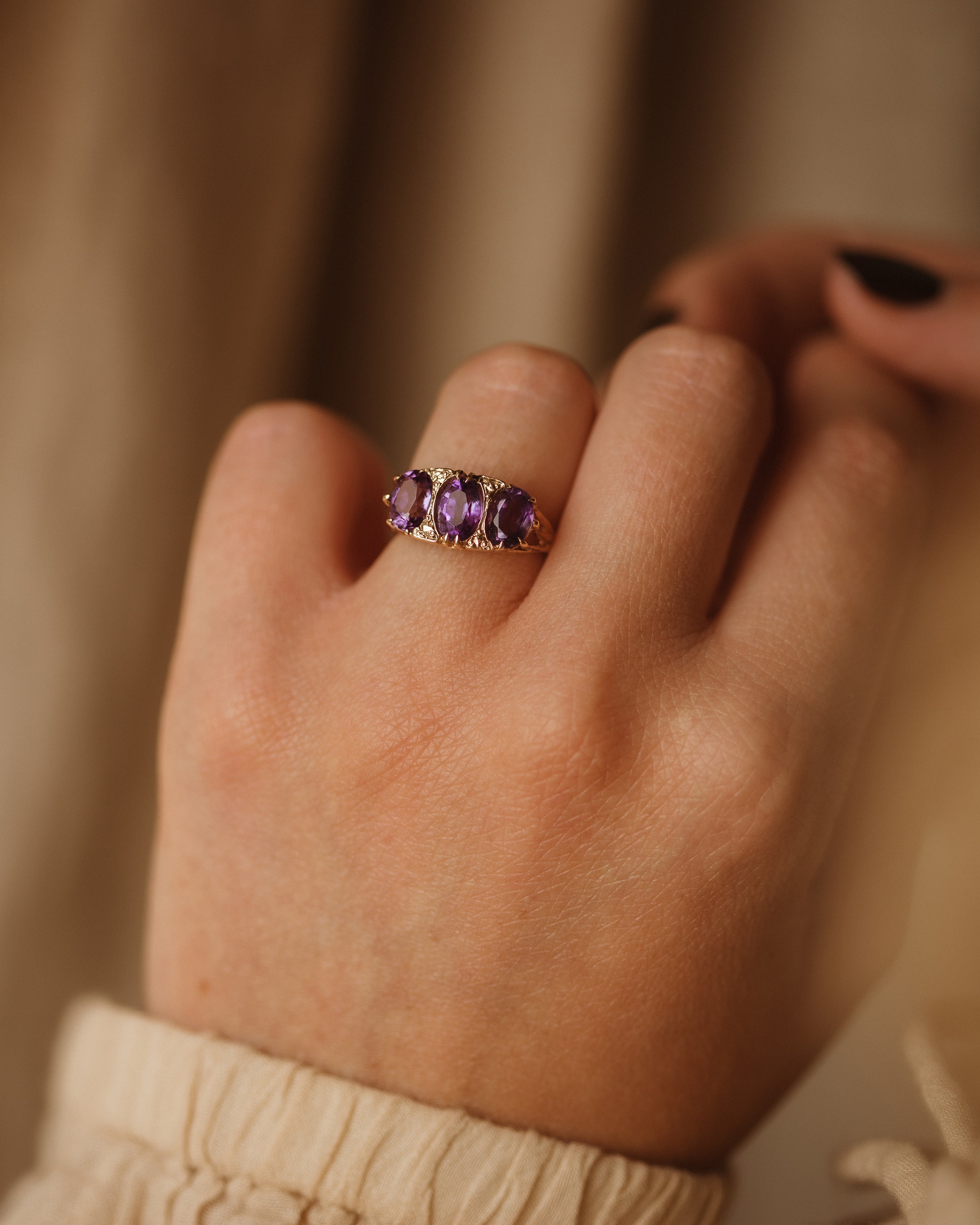 Virgie Vintage 9ct Gold Amethyst Trilogy Ring