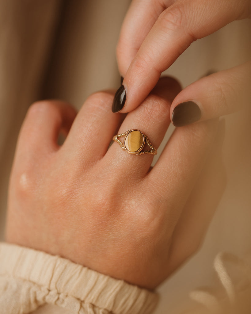 Sadie 1983 9ct Gold Tiger Eye Ring
