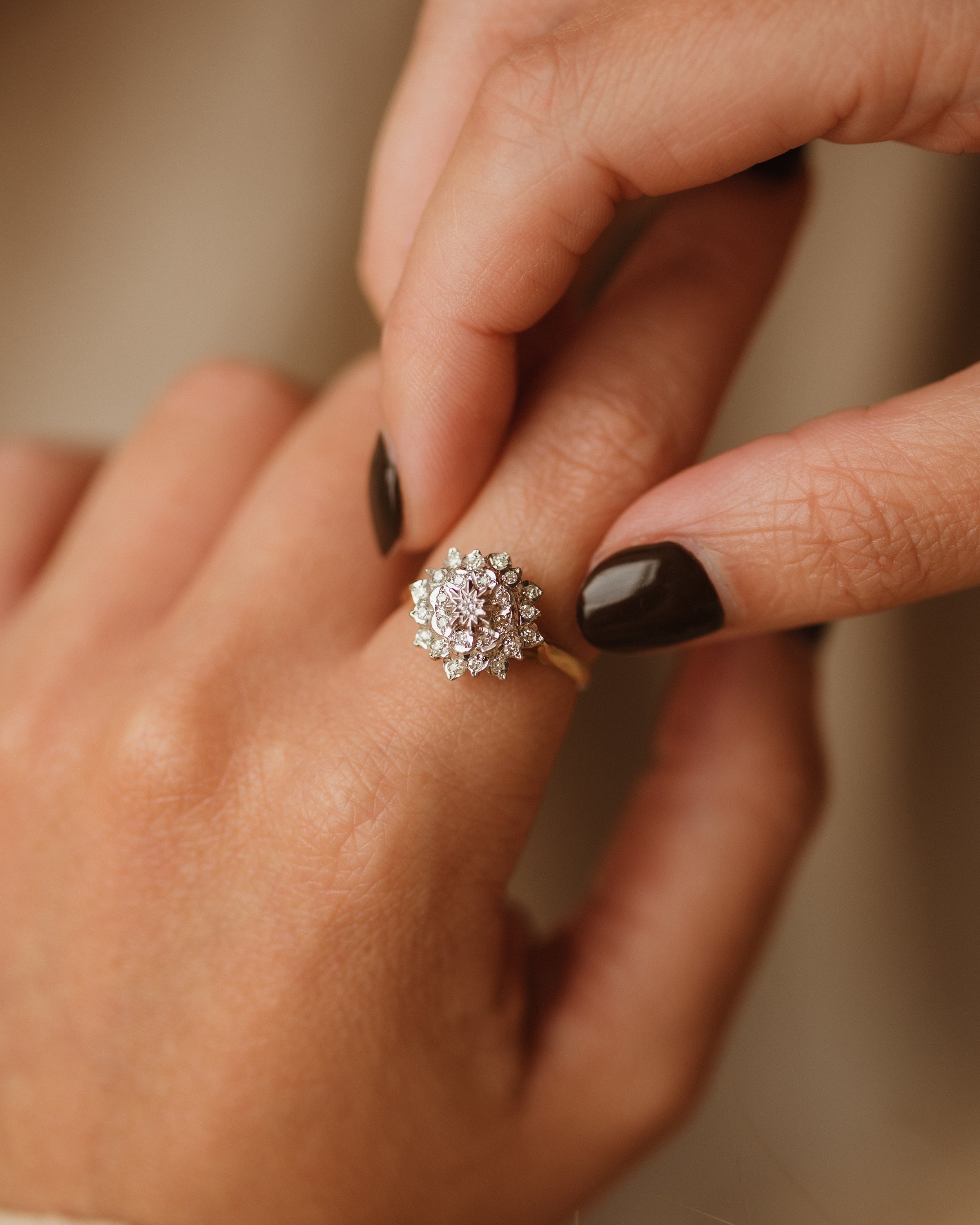 Image of Sylvia 1981 9ct Gold Diamond Cluster Ring
