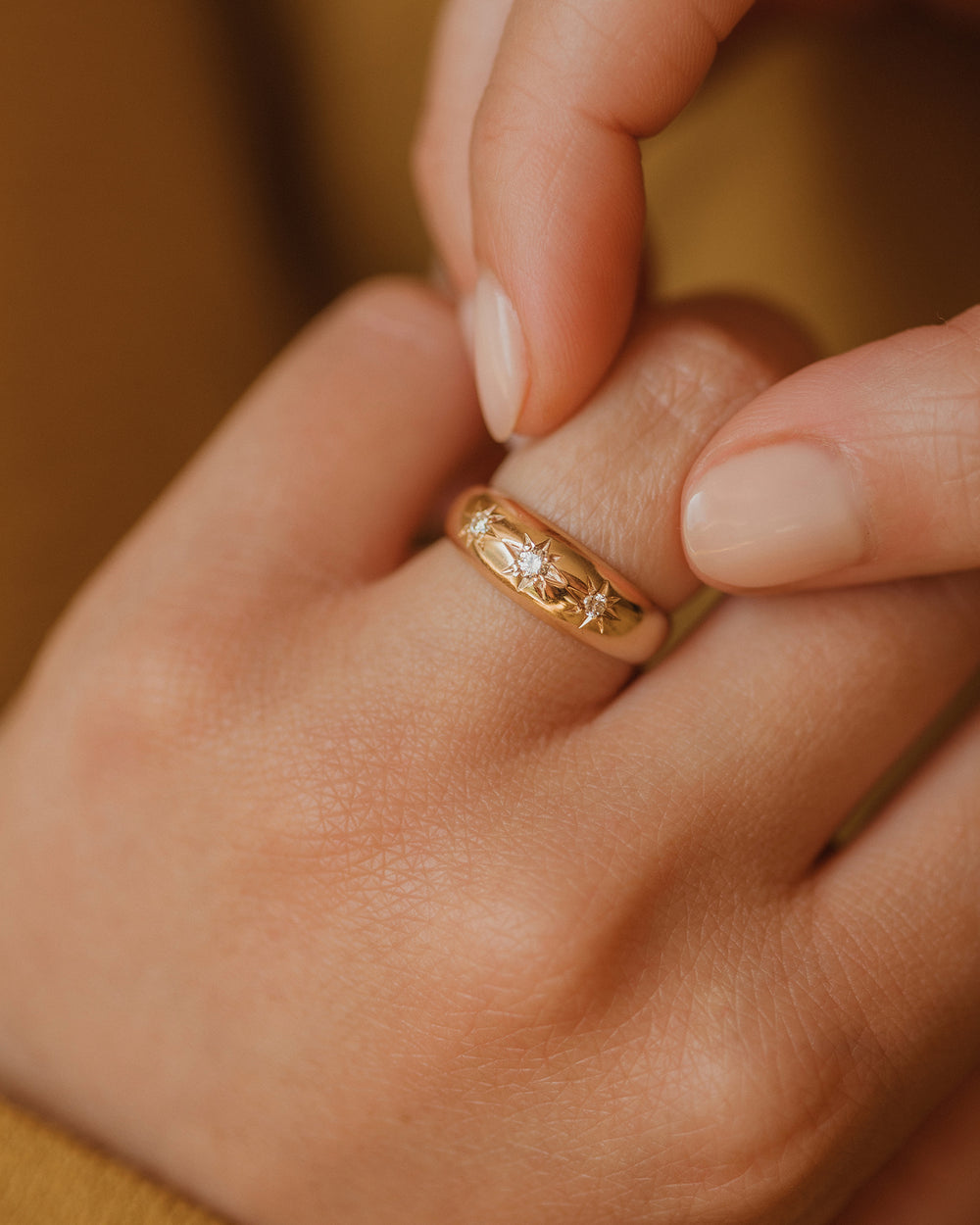 Claudie Vintage 9ct Gold Star Set Diamond Gypsy Ring
