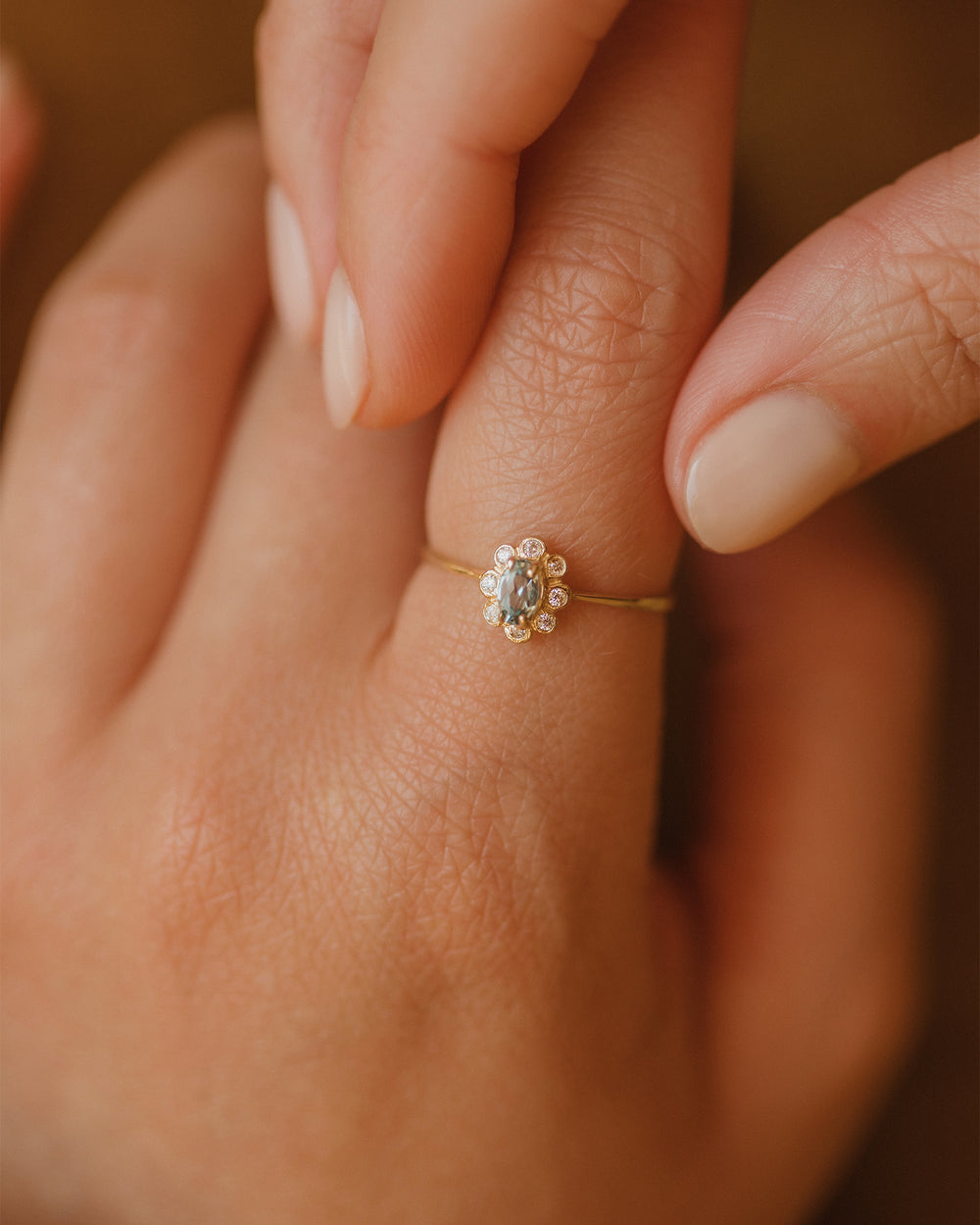 Edith Vintage 9ct Gold Aquamarine Cluster Ring