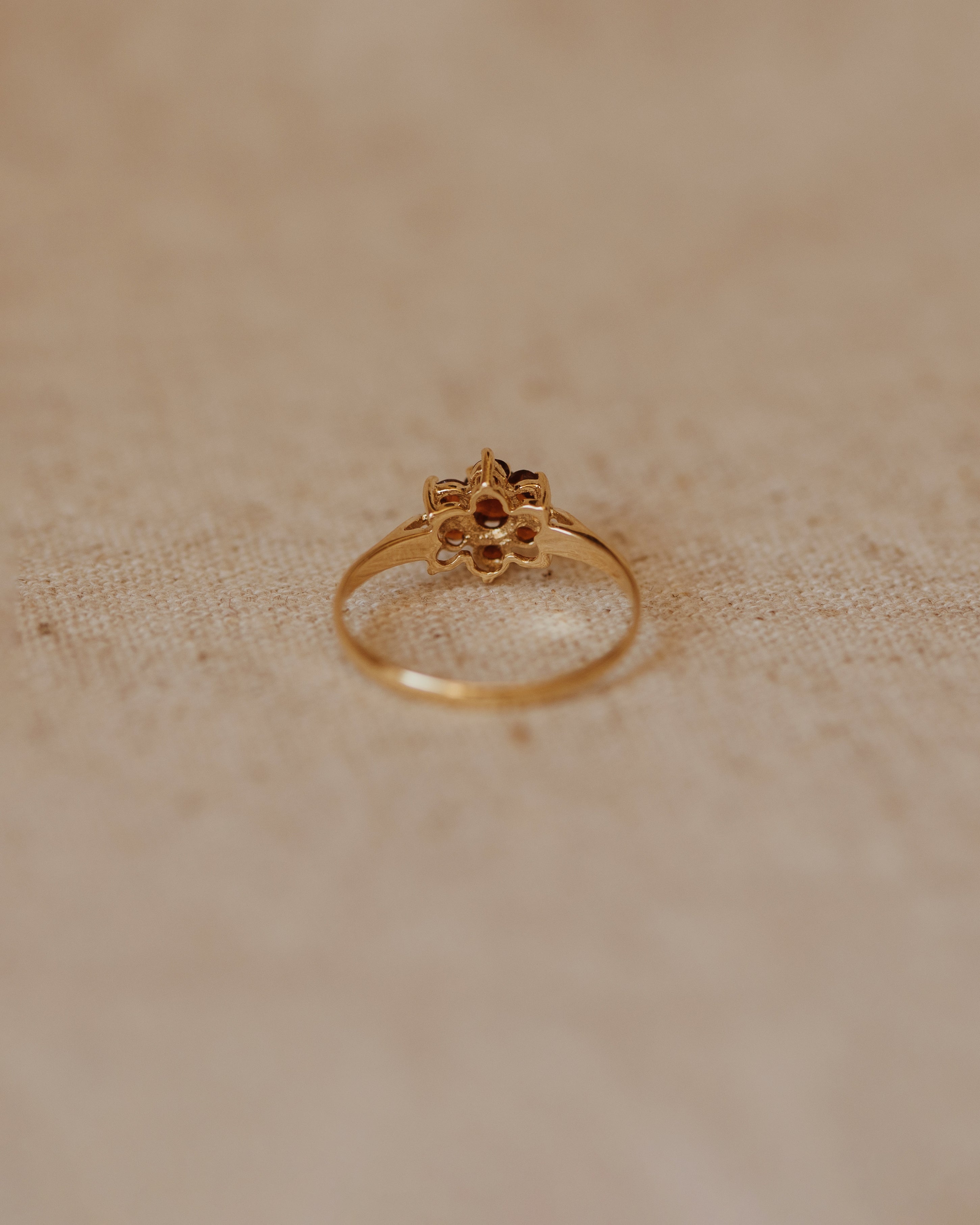 Hetty 1979 9ct Gold Garnet Cluster Ring
