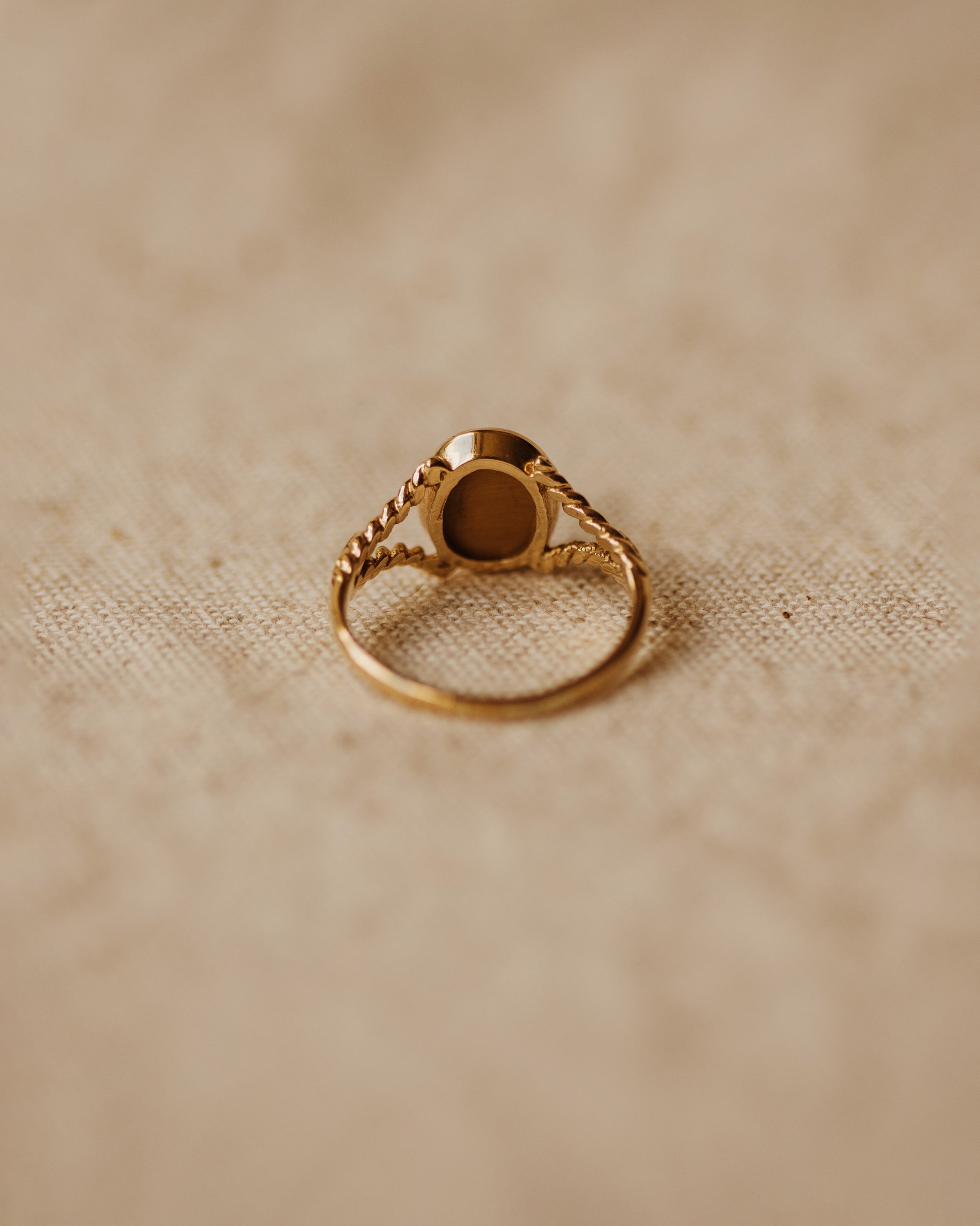 Sadie 1983 9ct Gold Tiger Eye Ring