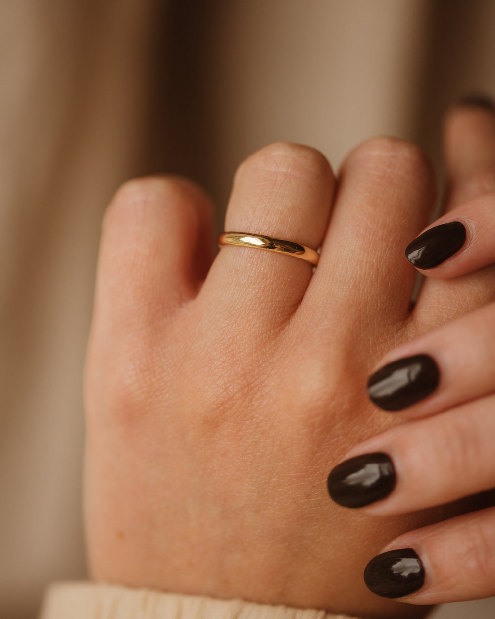 Ethel 1982 9ct Gold Band Ring