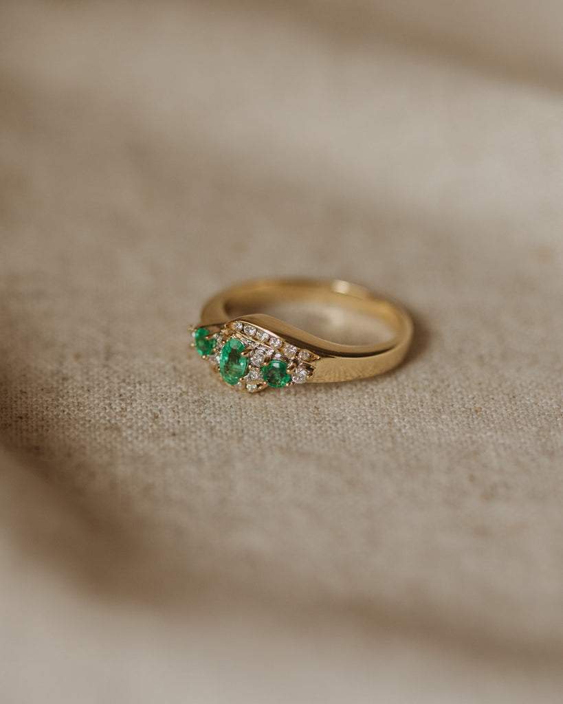 Dolores Vintage 18ct Gold Emerald & Diamond Ring