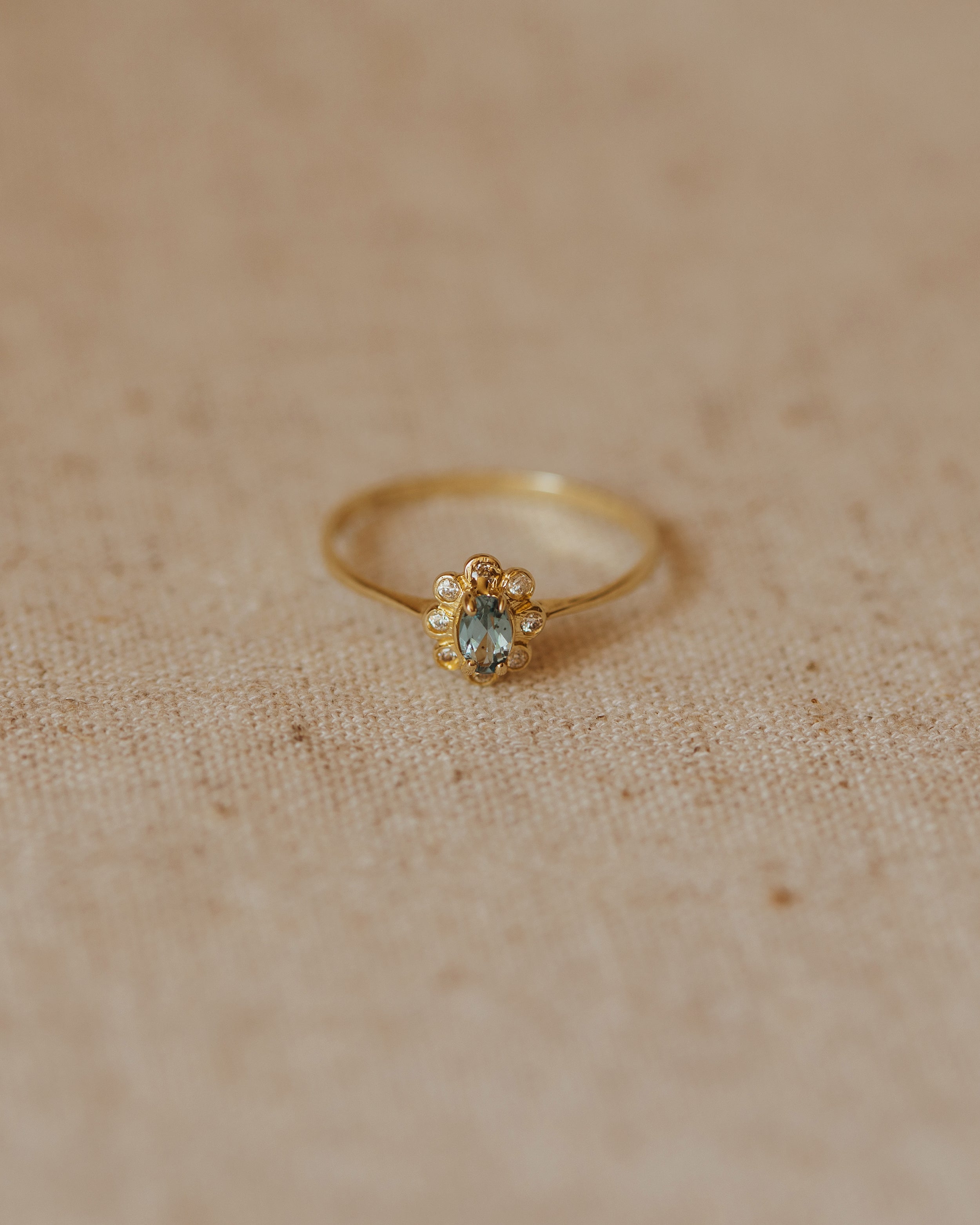 Image of Edith Vintage 9ct Gold Aquamarine Cluster Ring
