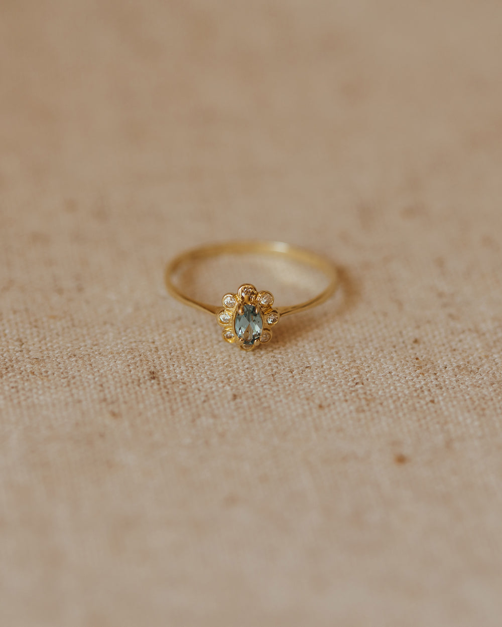 Edith Vintage 9ct Gold Aquamarine Cluster Ring