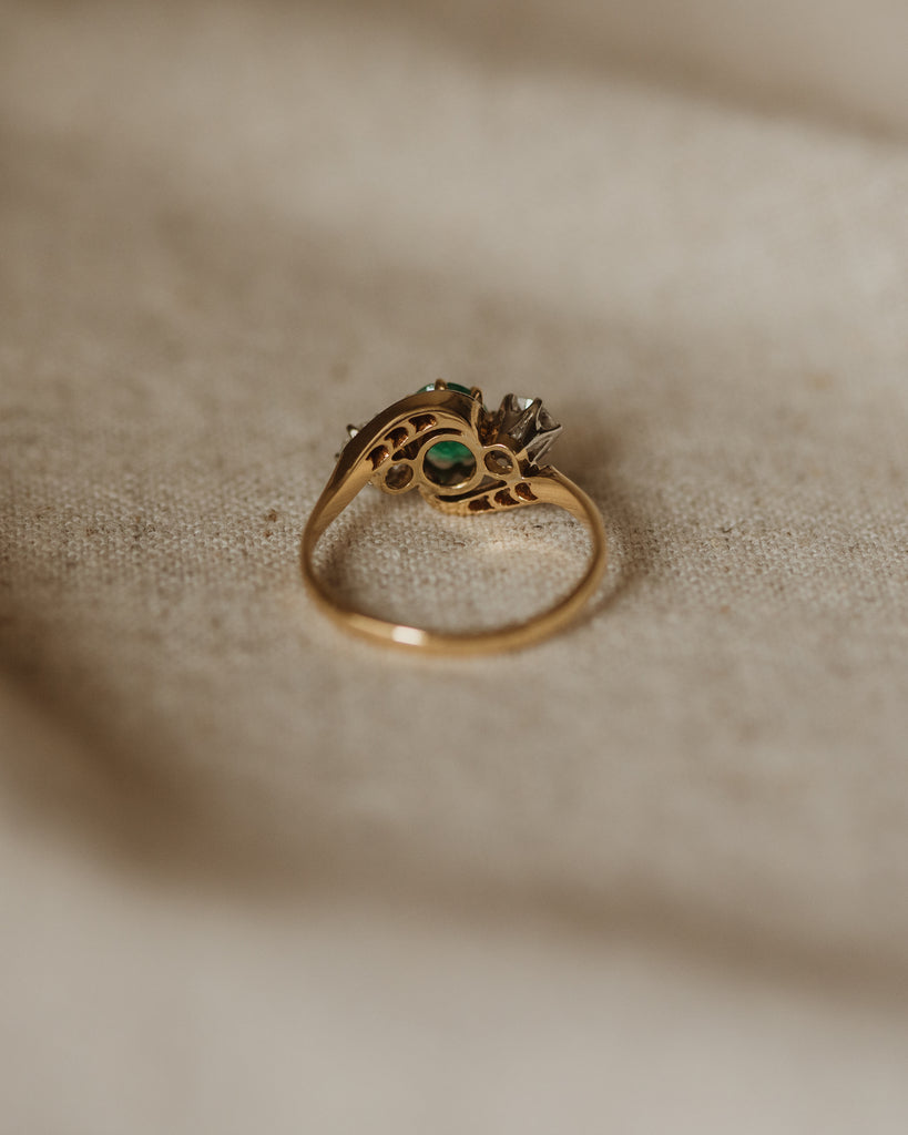 Darcy Vintage 18ct Gold Emerald & Diamond Trilogy Ring