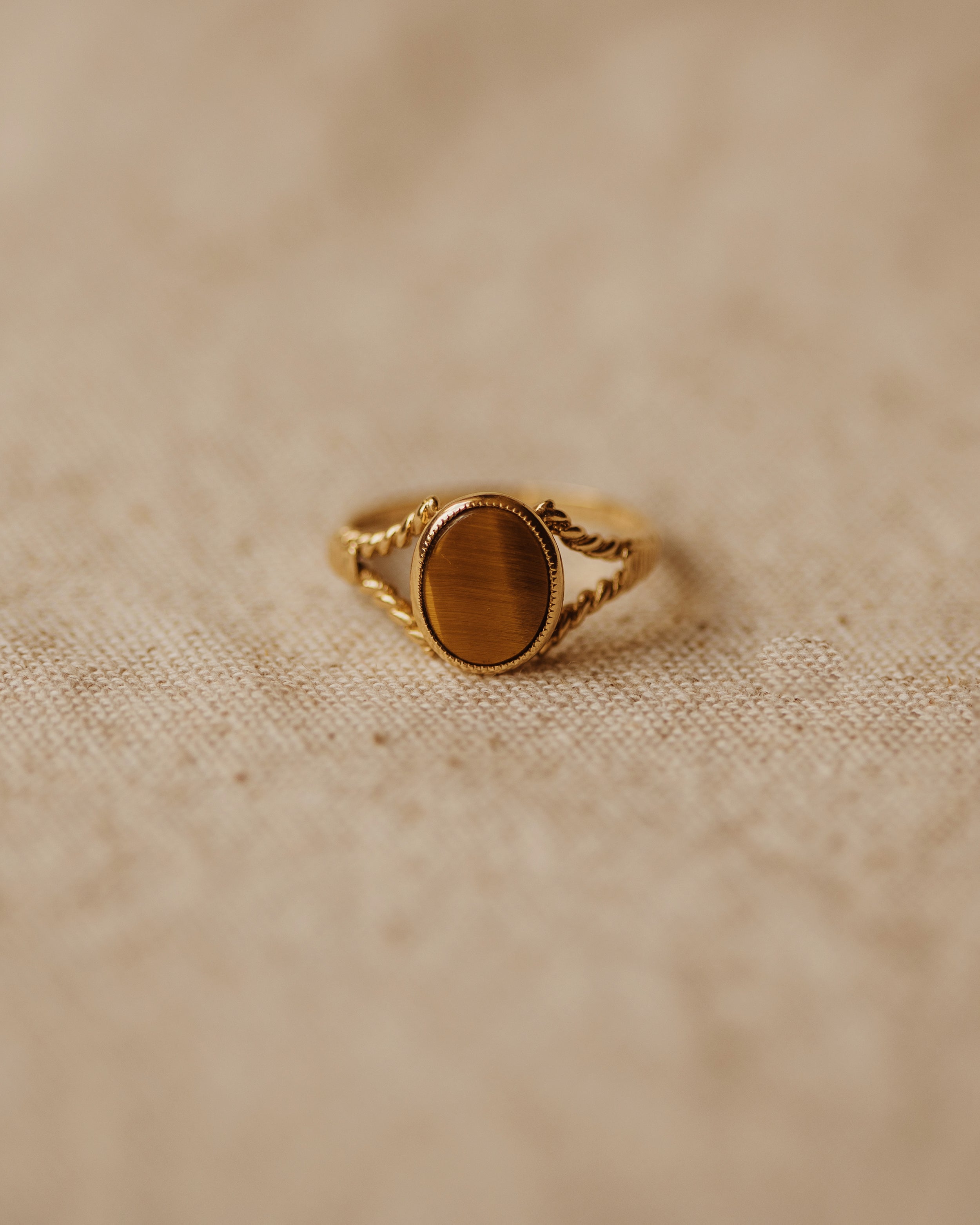 Image of Sadie 1983 9ct Gold Tiger Eye Ring