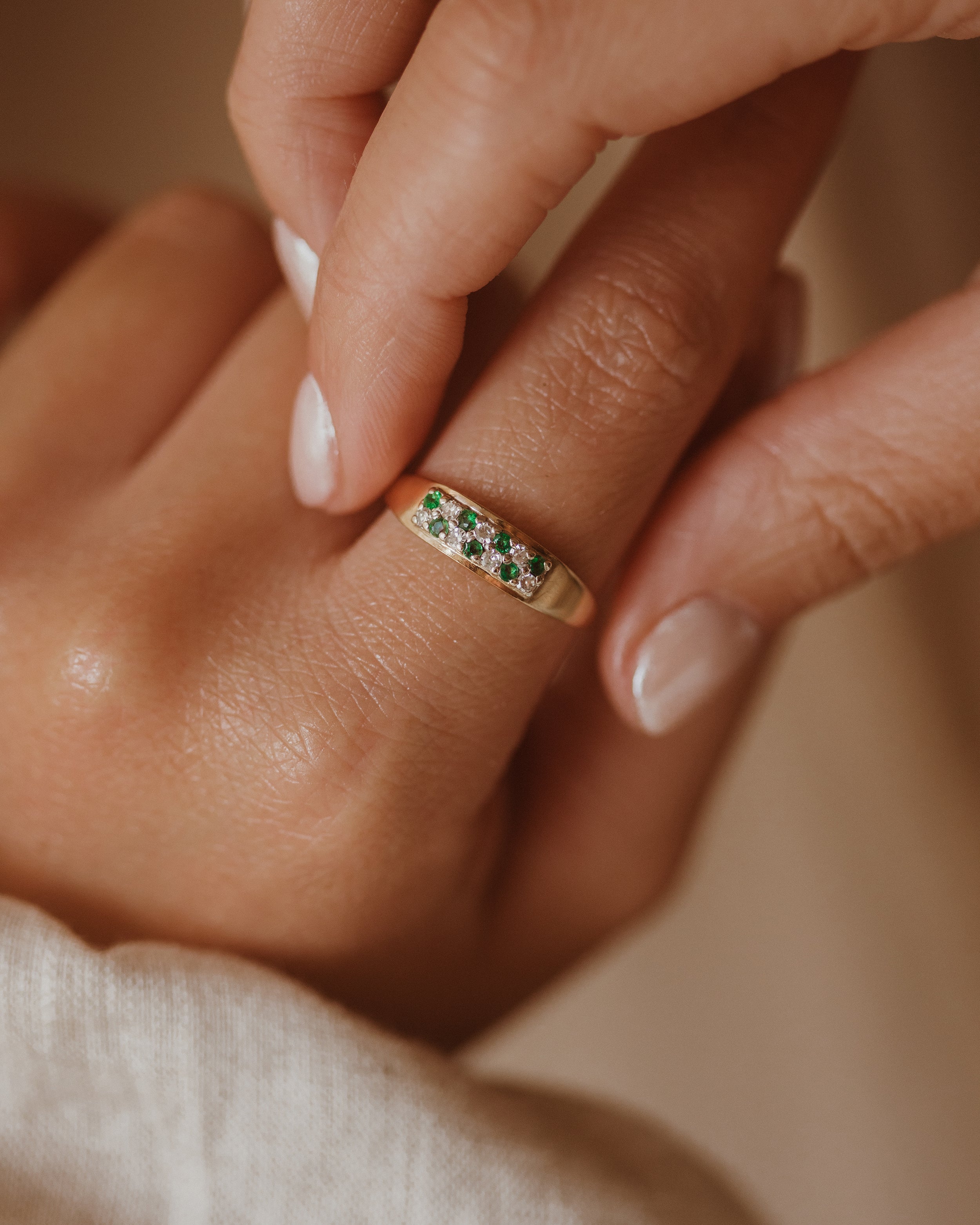 Roberta Vintage 9ct Gold Emerald & Diamond Ring