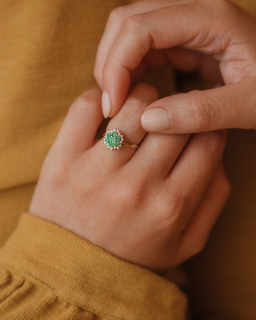 Selina 1986 9ct Gold Emerald & Diamond Cluster Ring