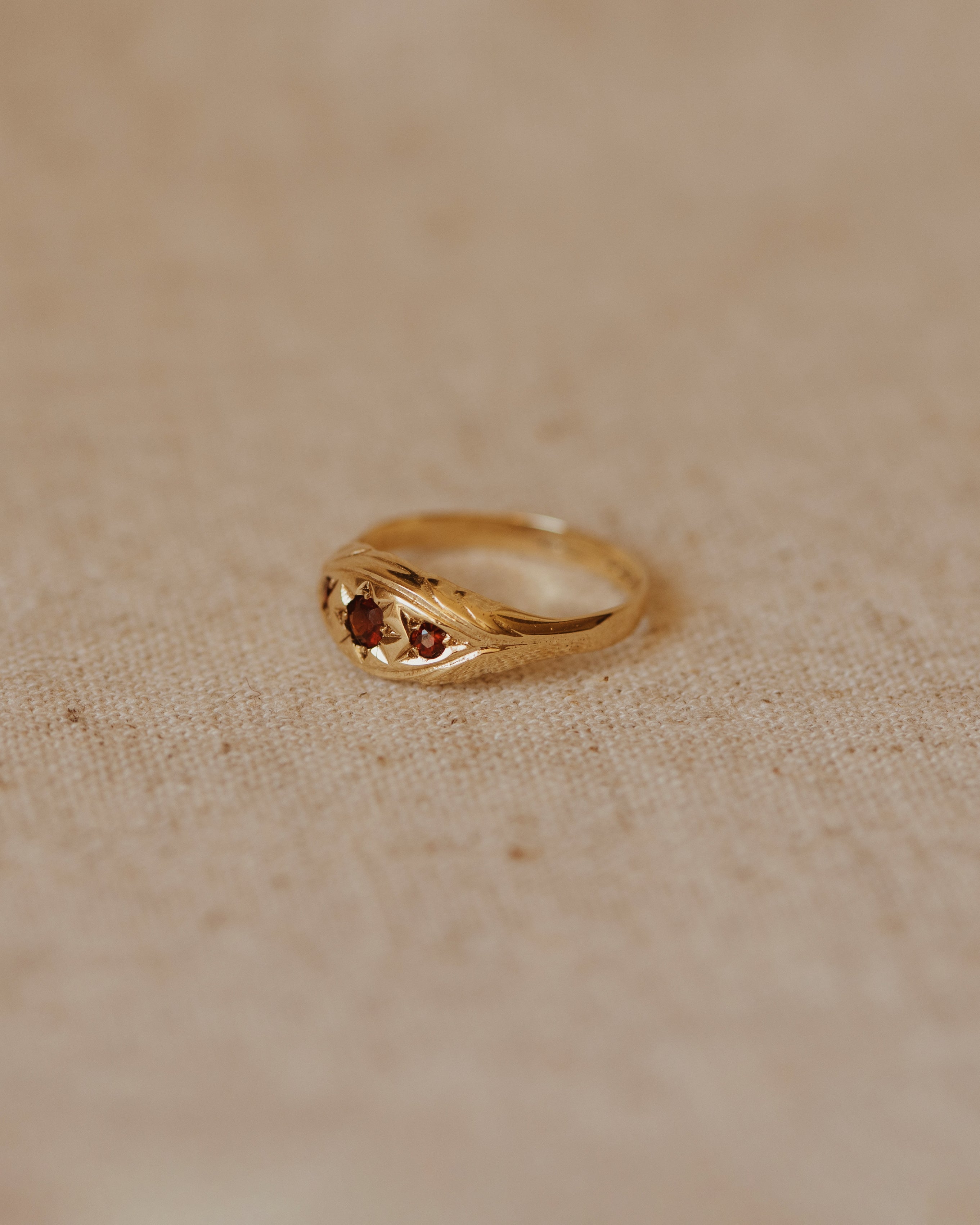 Rosamond 1980 9ct Gold Garnet Gypsy Ring
