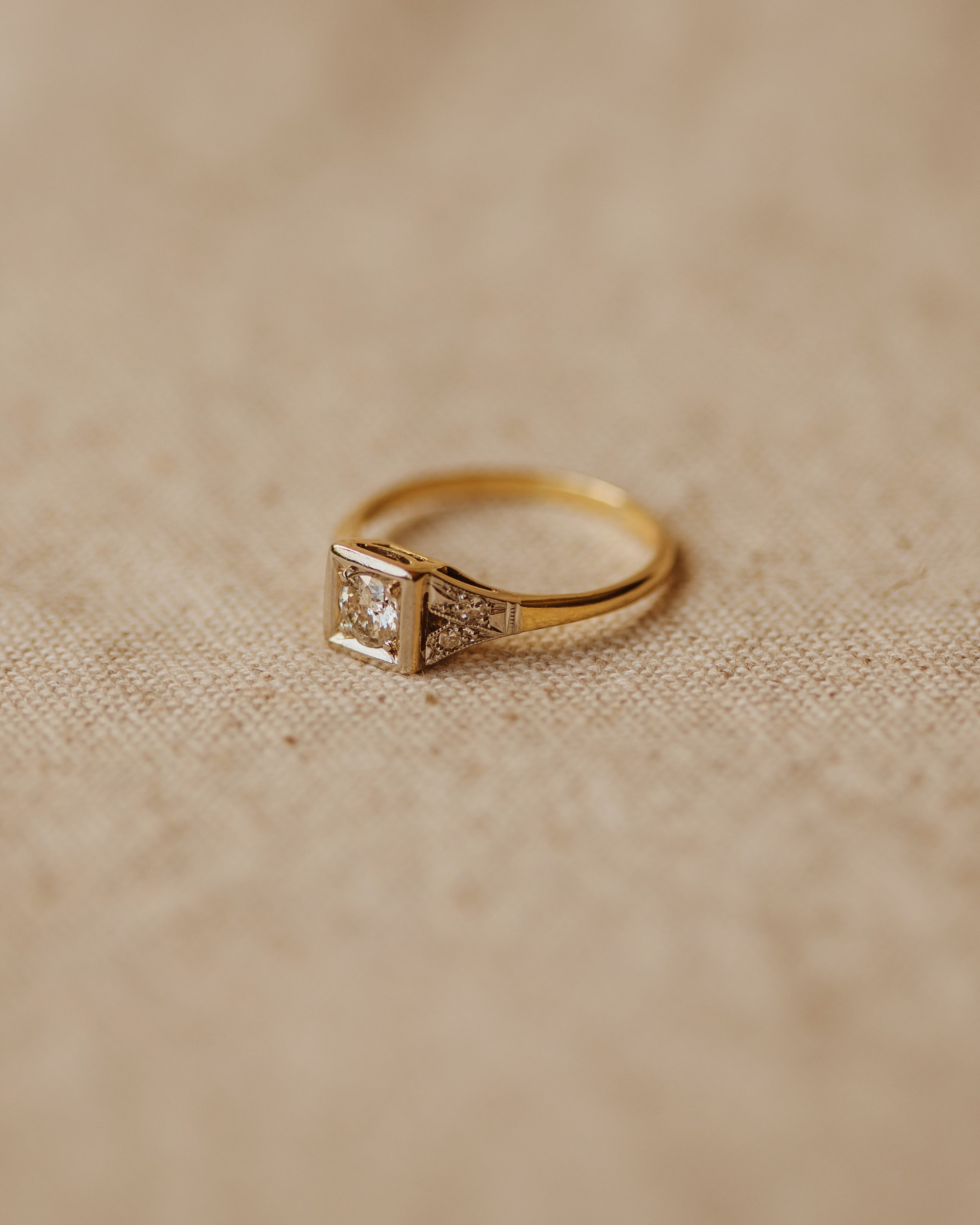 Priscilla Antique 18ct Gold Art Deco Diamond Ring