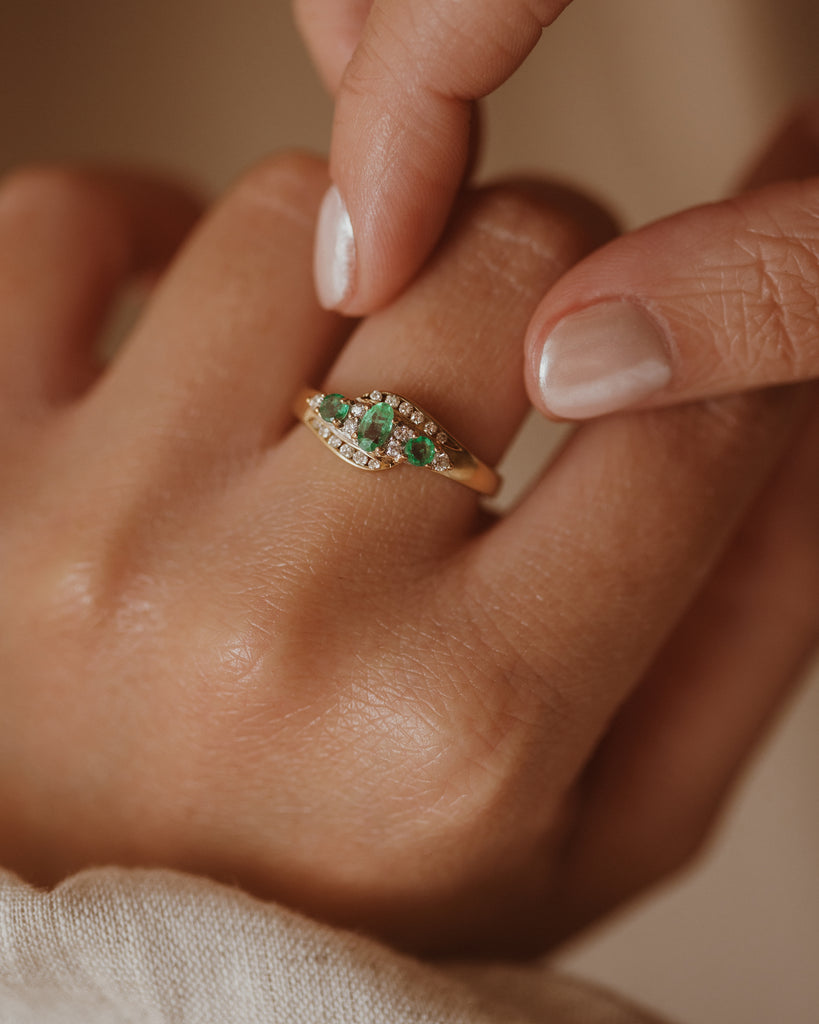 Dolores Vintage 18ct Gold Emerald & Diamond Ring