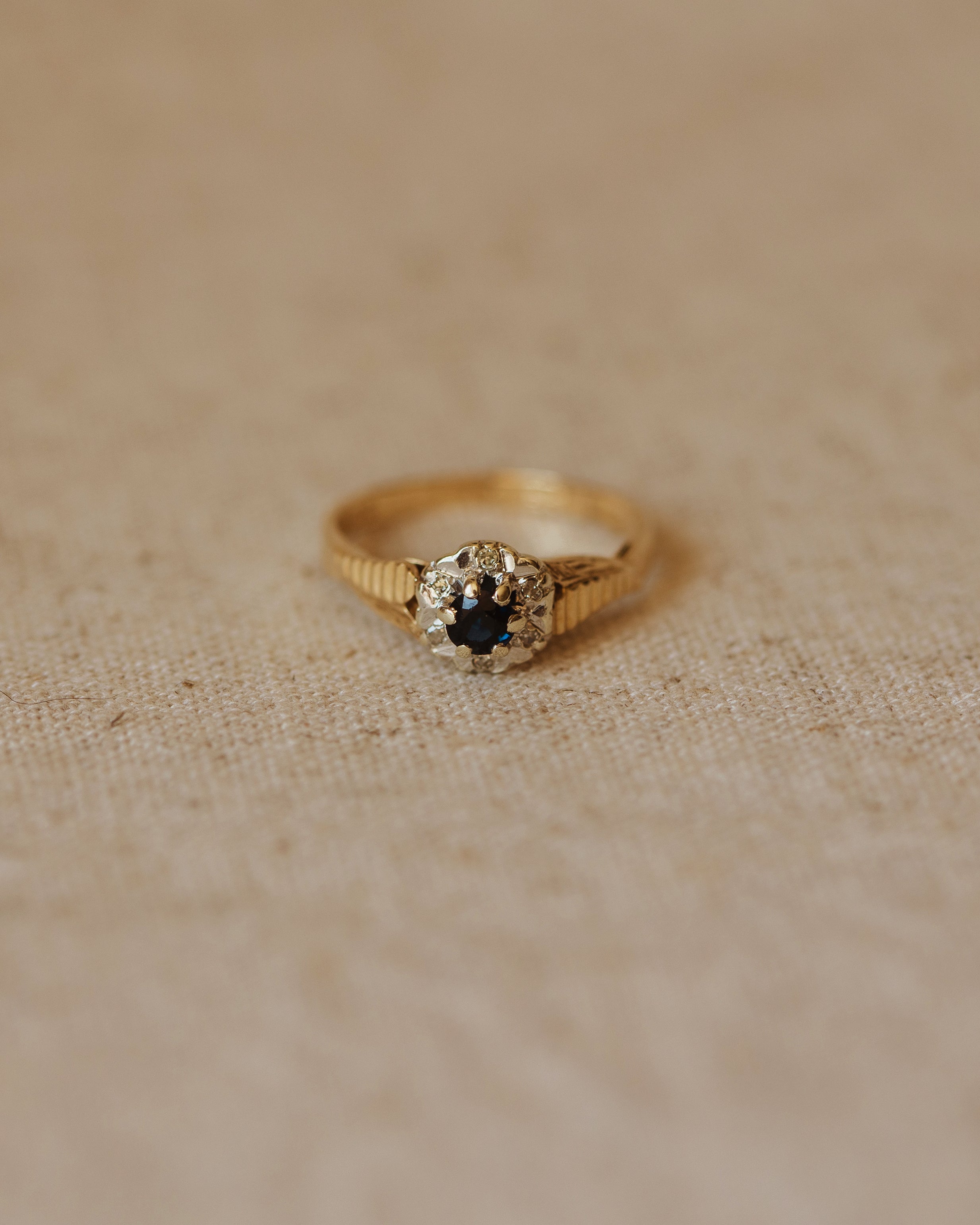Philippa 1977 9ct Gold Sapphire & Diamond Ring