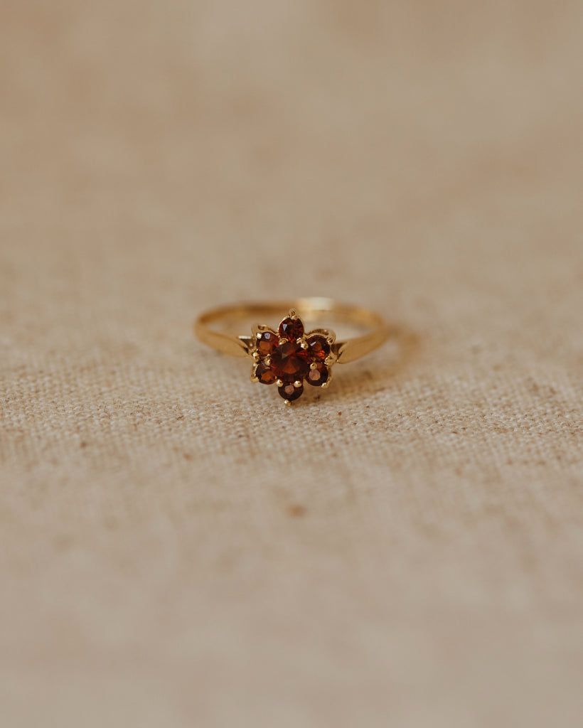 Hetty 1979 9ct Gold Garnet Cluster Ring
