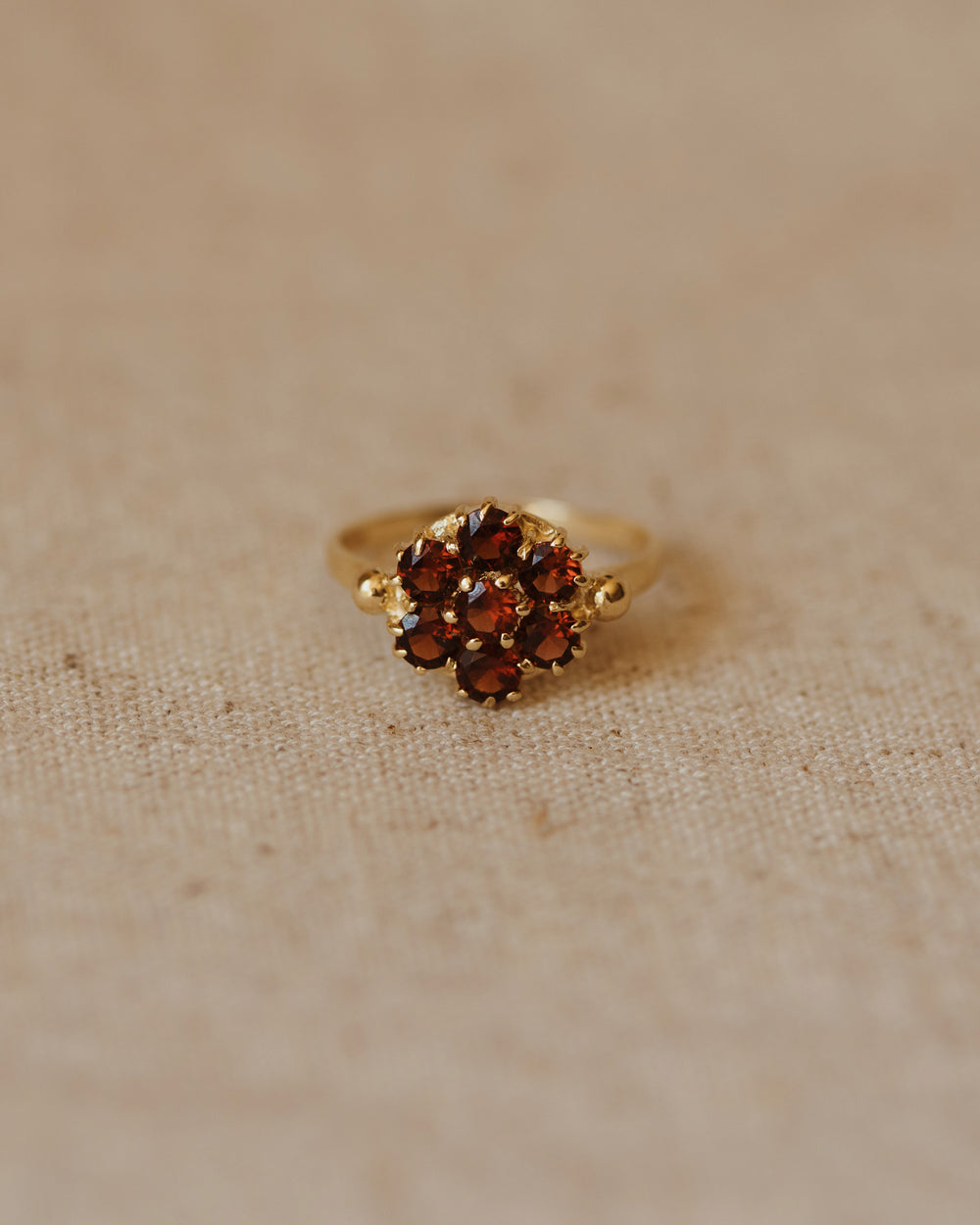 Leonora 1963 9ct Gold Garnet Cluster Ring