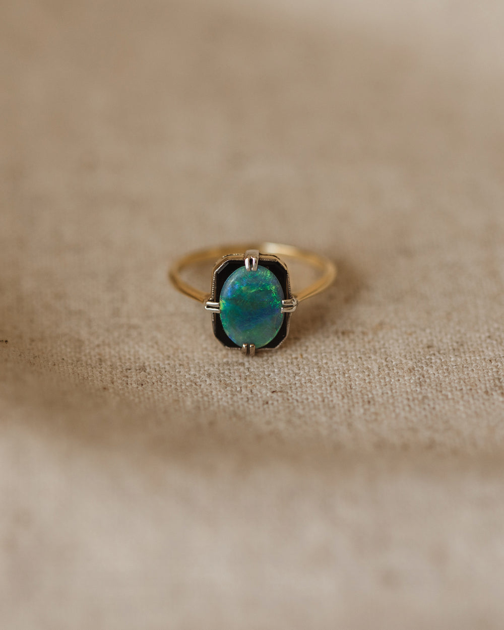 Mamie Vintage 9ct Gold Opal & Black Onyx Ring