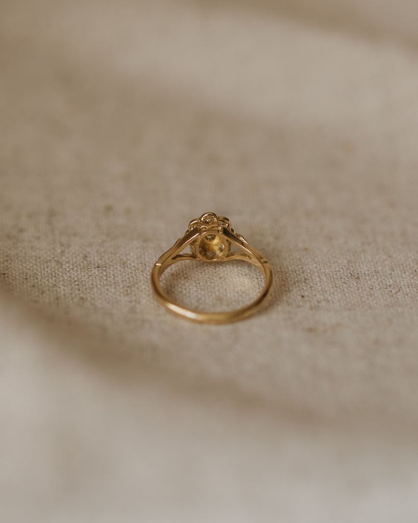 Augusta Vintage 18ct Gold Diamond Flower Cluster Ring