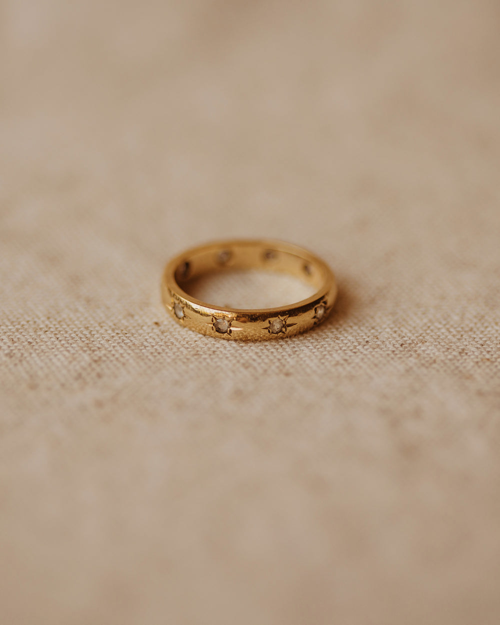 Stella 1973 9ct Gold Star Set Eternity Ring