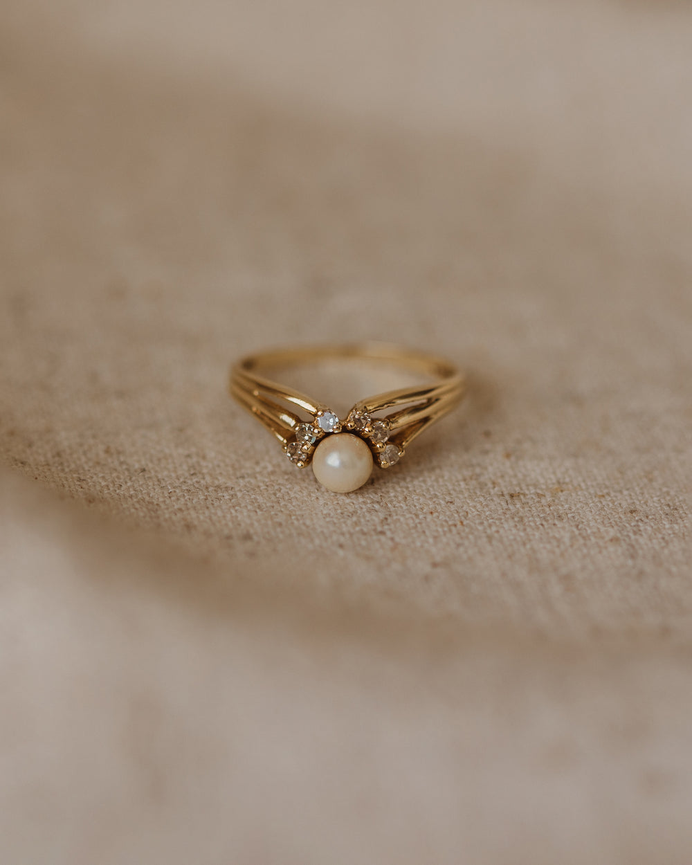 Nora 1985 9ct Gold Pearl & Diamond Cluster Ring