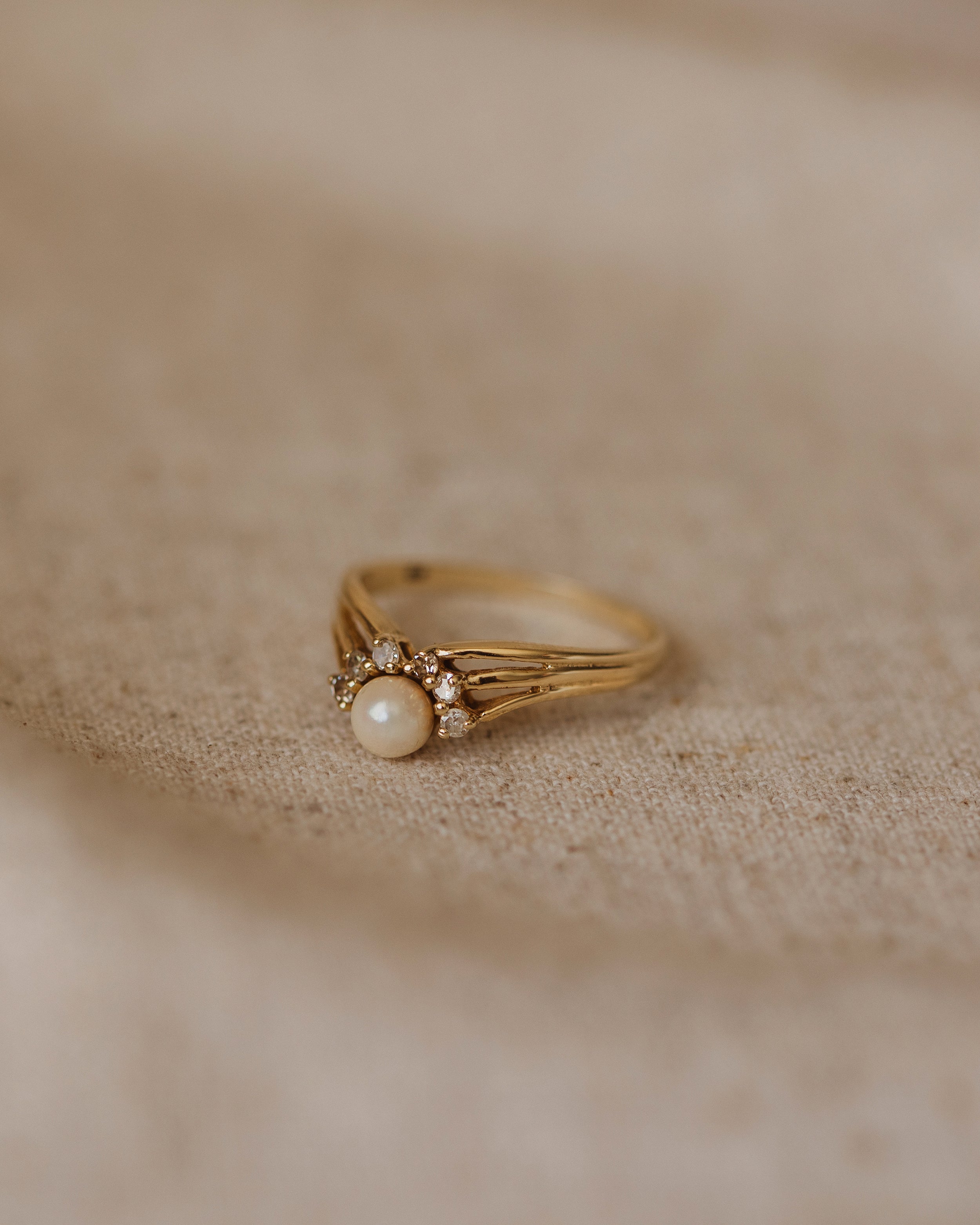 Nora 1985 9ct Gold Pearl & Diamond Cluster Ring