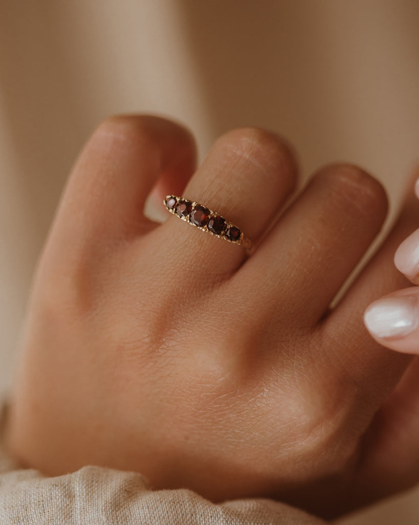 Alberte 1970 9ct Gold Garnet Five Stone Ring
