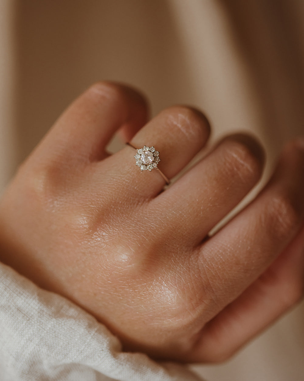 Emma Vintage 18ct White Gold Diamond Cluster Ring