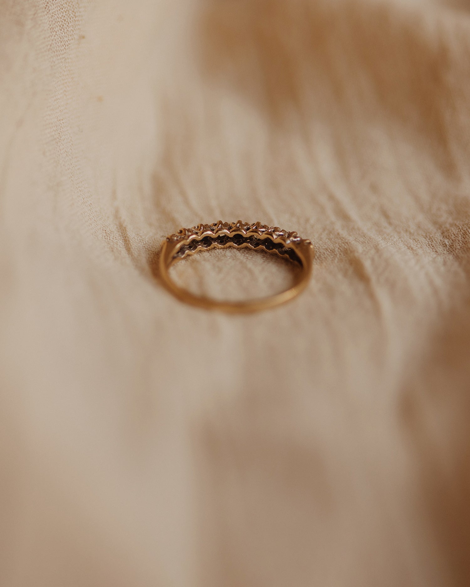 Norma 1987 9ct Gold Vintage Sapphire Ring