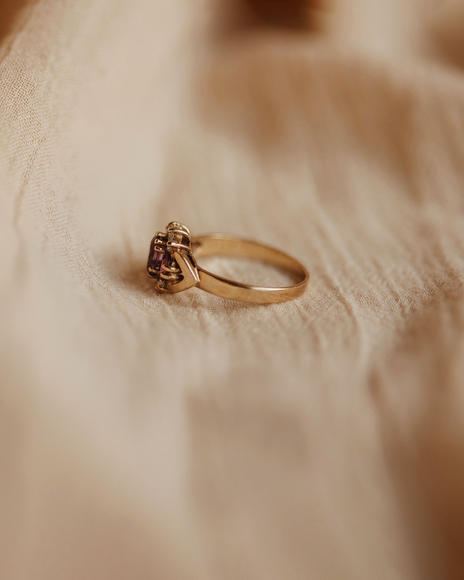 Prue 9ct Gold Vintage Amethyst Ring