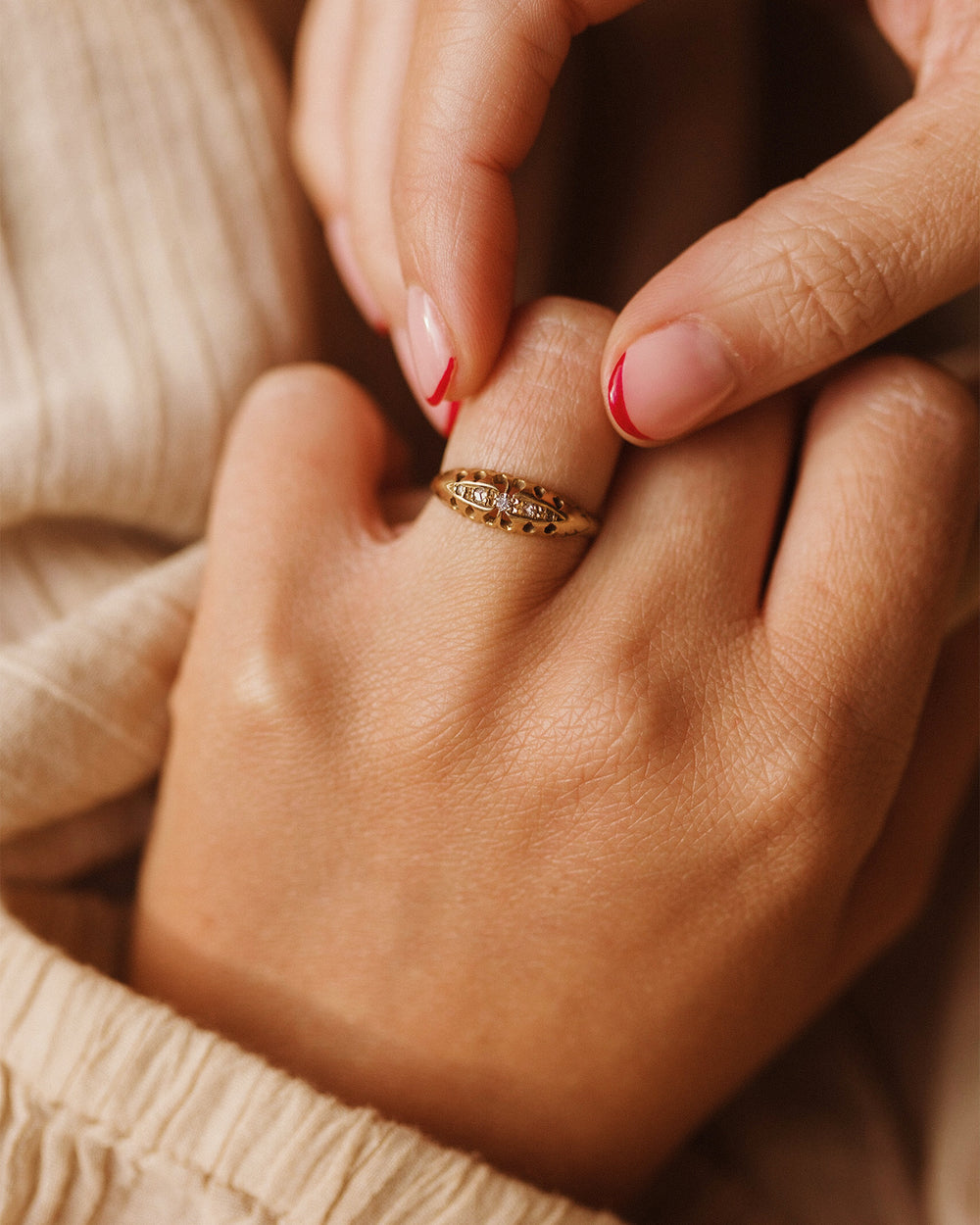 Idella 1918 18ct Gold Diamond Ring
