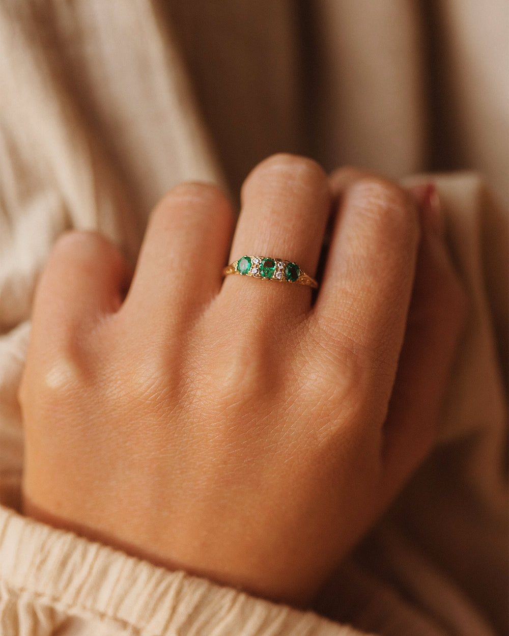 Louella 1981 18ct Gold Emerald & Diamond Ring