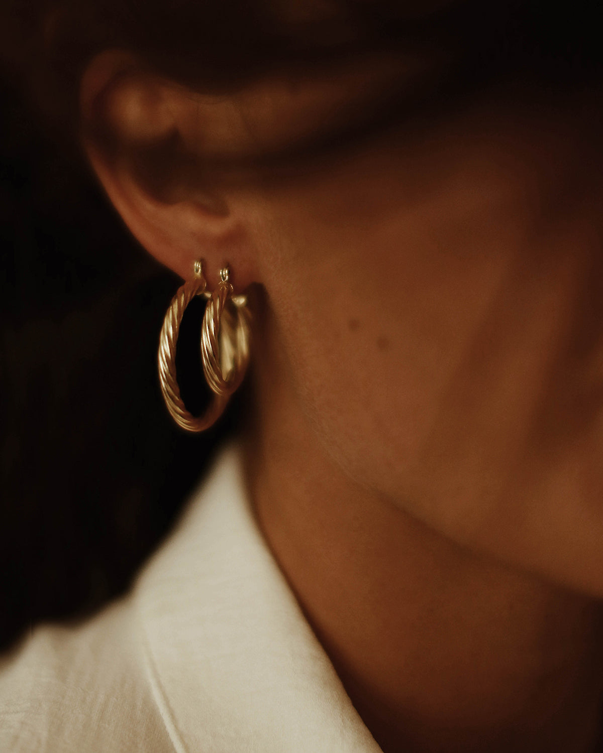 Image of Etta Twisted Hoop Earrings - Maxi
