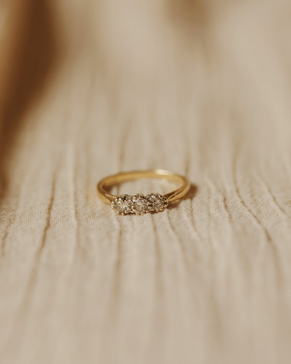 Alice 18ct Gold Diamond Ring