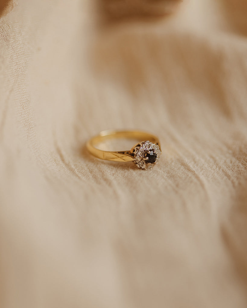 June 1973 18ct Gold Vintage Sapphire & Diamond Ring