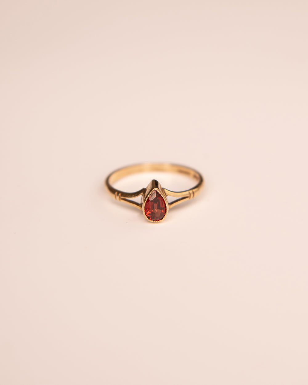 Camille 9ct Gold Vintage Garnet Ring