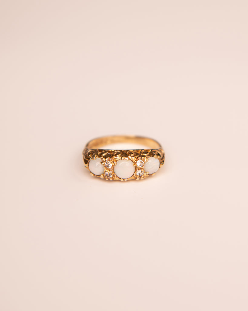 Daphne 9ct Gold Opal Ring