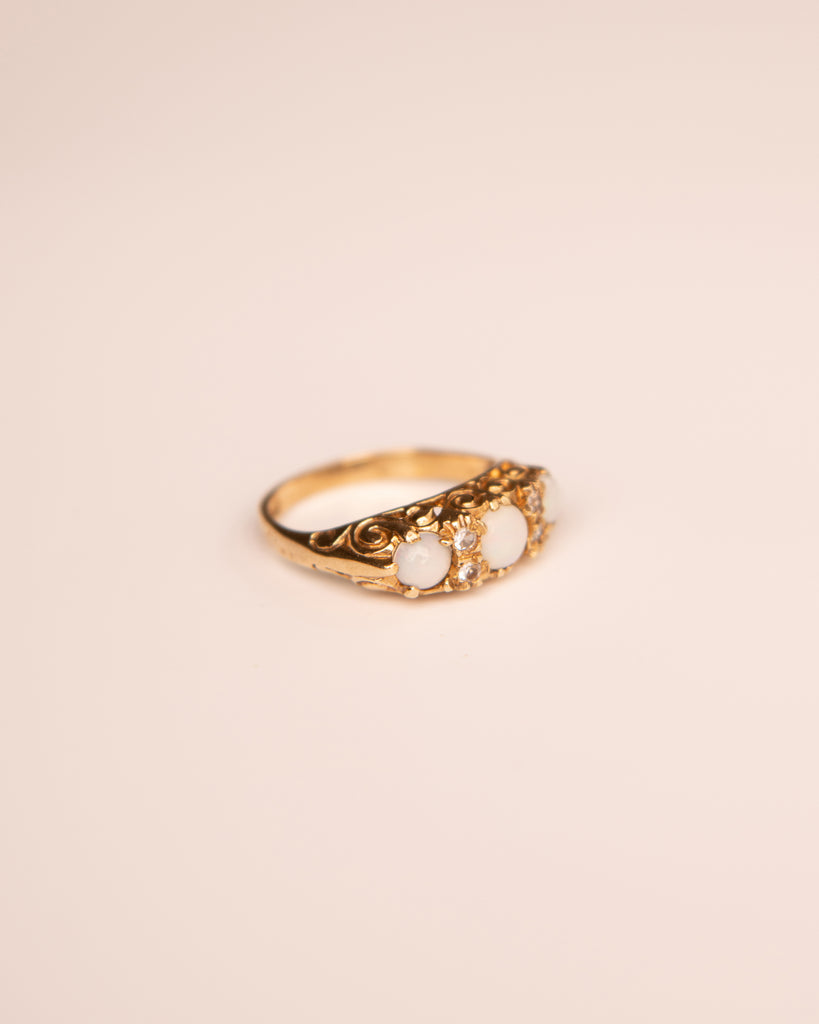 Daphne 9ct Gold Opal Ring