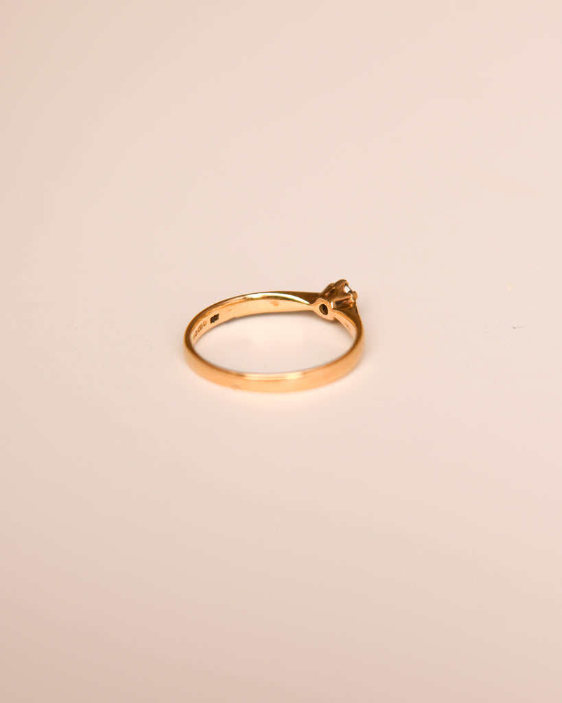 Alice 9ct Gold Vintage Solitaire Diamond Ring
