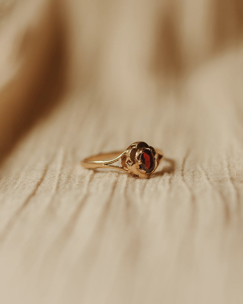 Nora 9ct Gold Garnet Ring