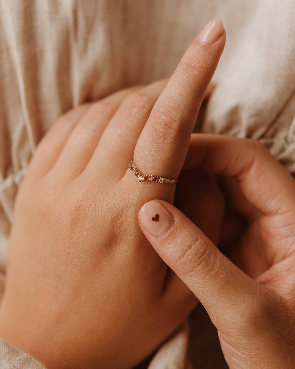 Eleanor 9ct Gold Garnet Ring
