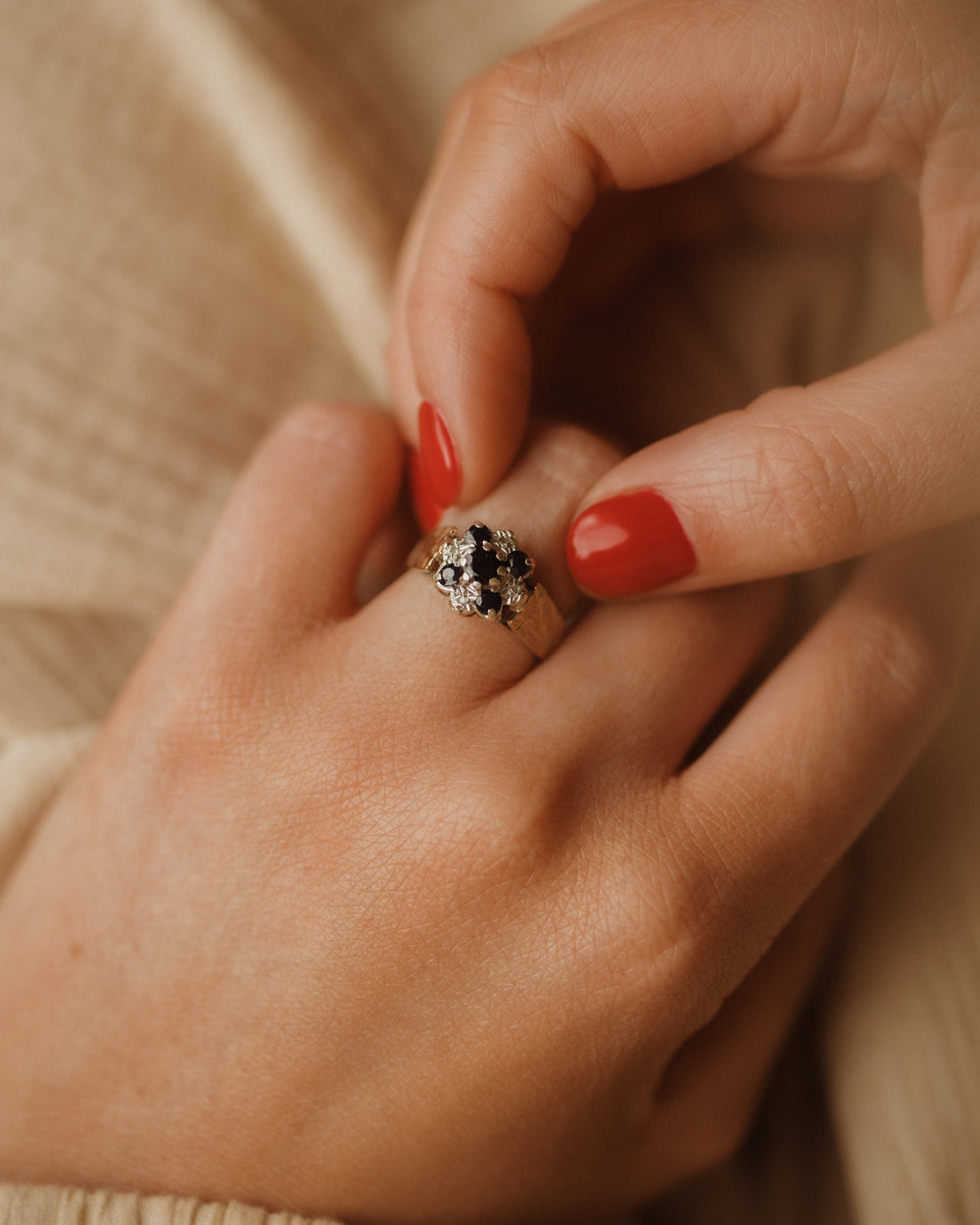 Meredith 1978 9ct Gold Sapphire & Diamond Ring