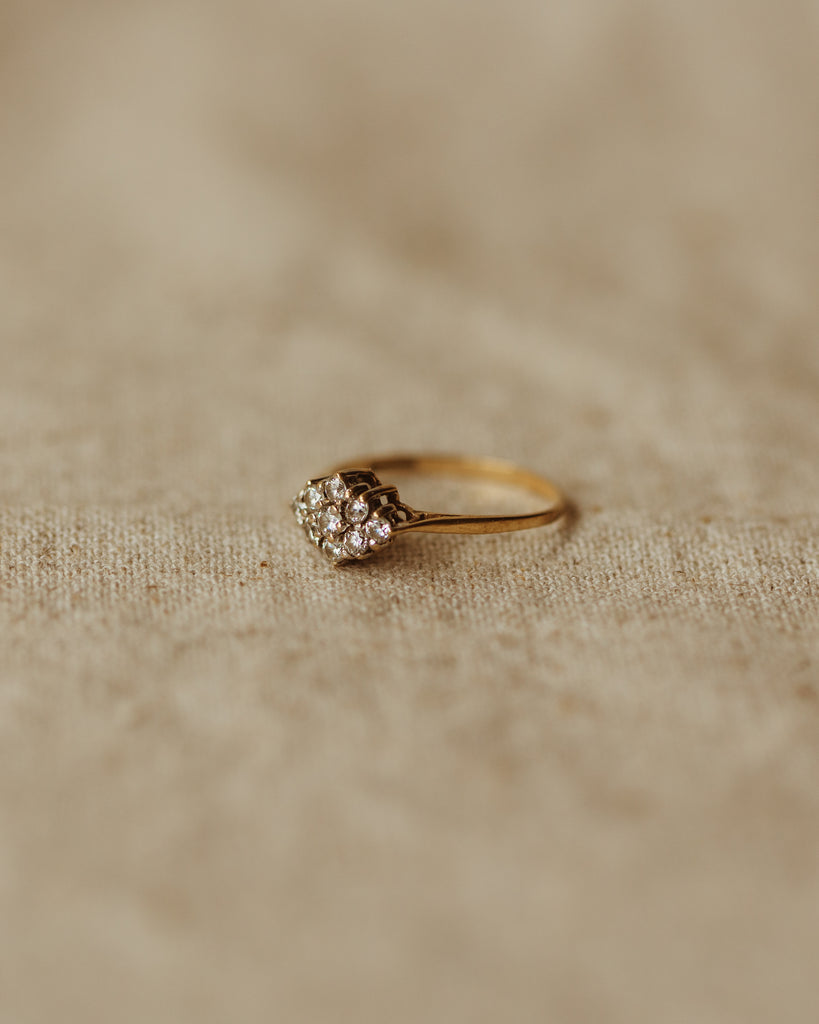 Victoria Vintage 9ct Gold CZ Cluster Ring