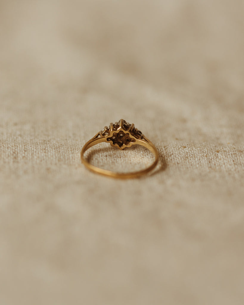 Victoria Vintage 9ct Gold CZ Cluster Ring