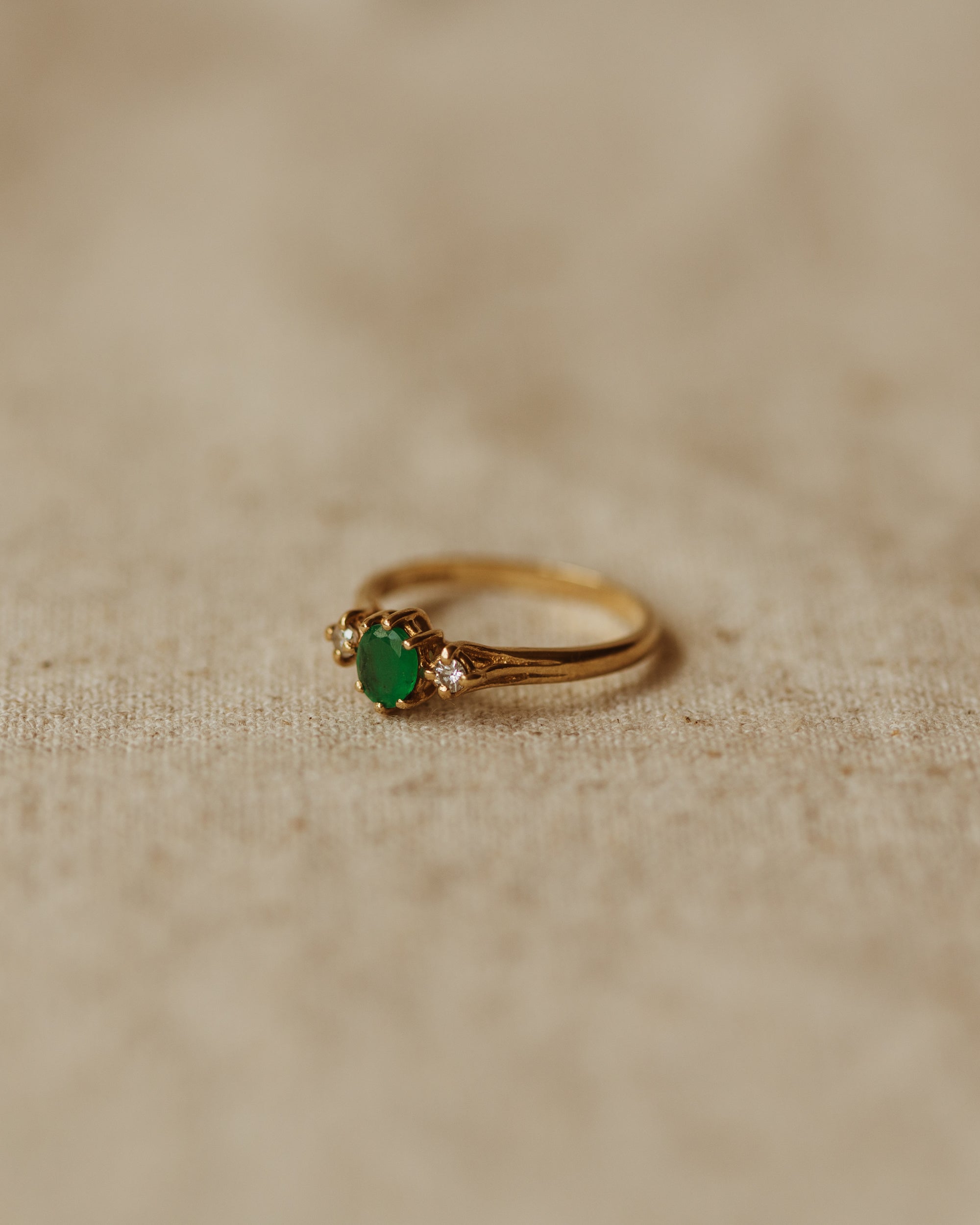 Dahlia Vintage 9ct Gold Emerald & Diamond Ring