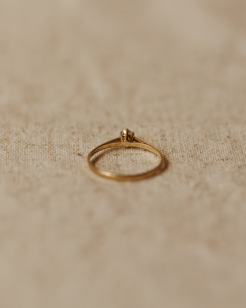 Daphne 1988 9ct Gold CZ Ring