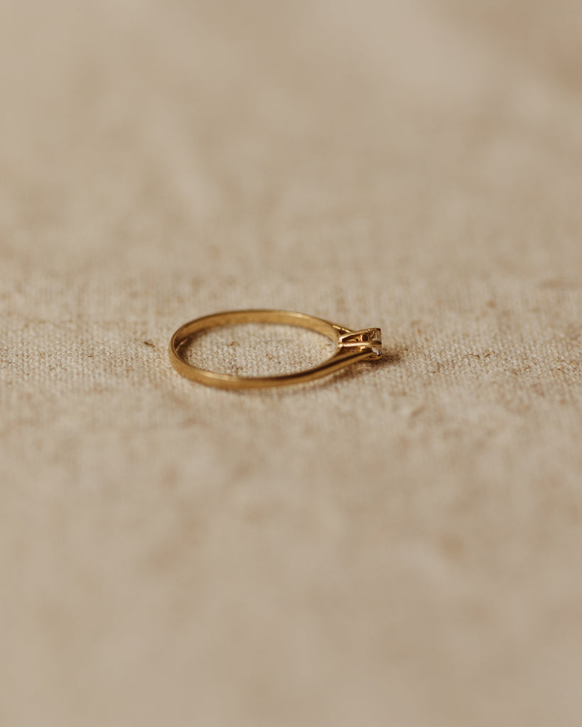 Daphne 1988 9ct Gold CZ Ring