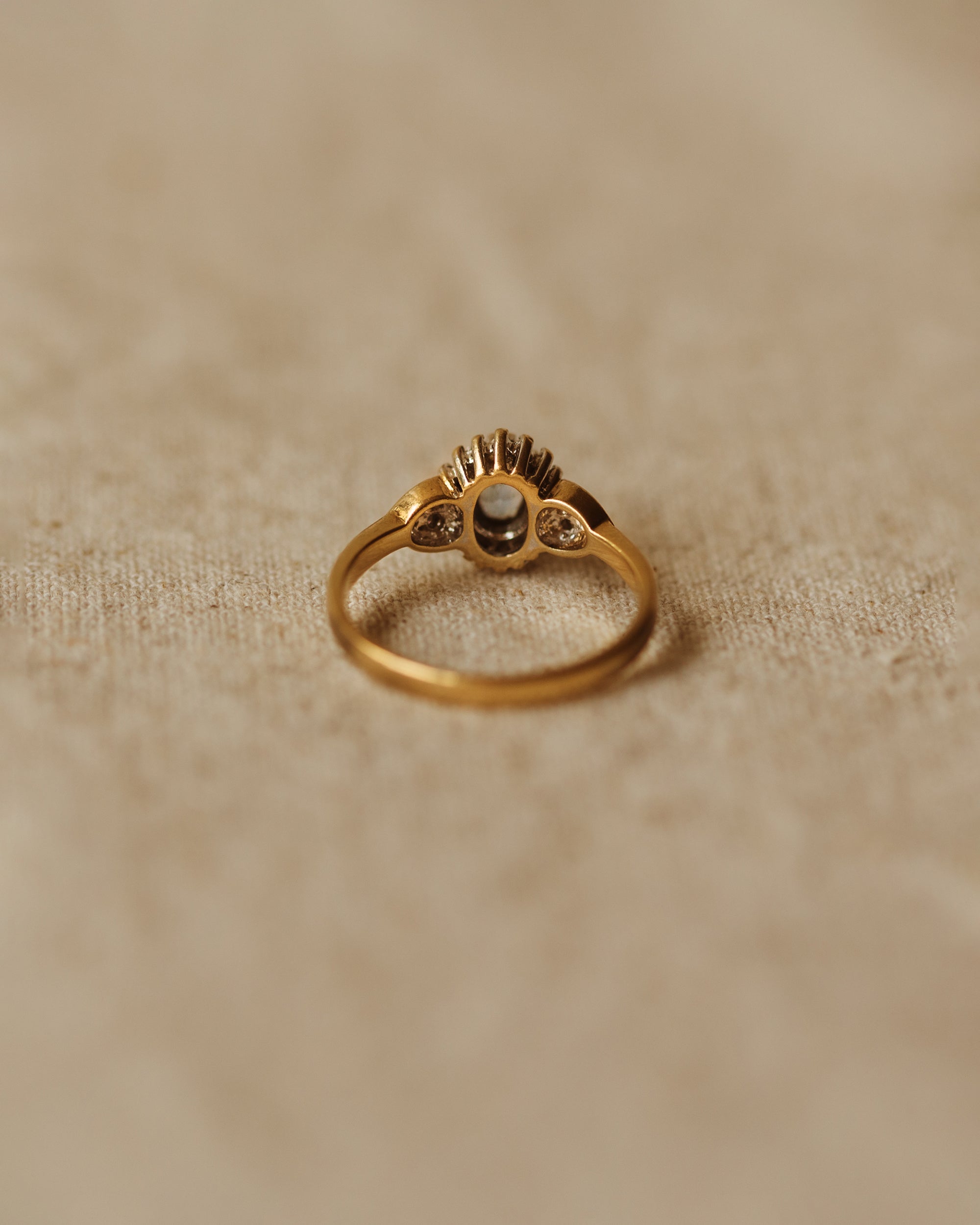 Eliza Vintage 9ct Gold Blue Topaz & Diamond Ring